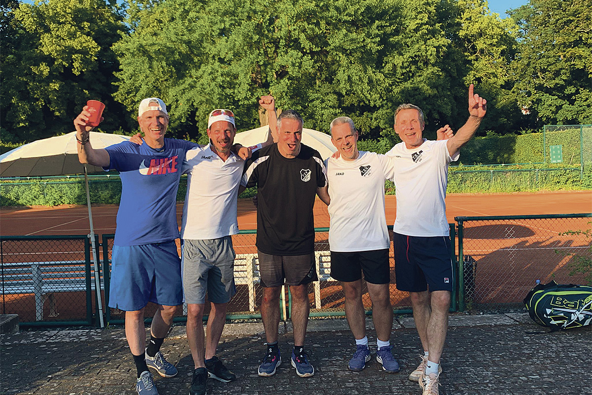 Von links: Tim Söltzer, Phillip Weissbeck, Dennis Lehrmann, Chris­tian Behrens und Jendrik Richter.