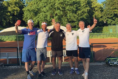 Von links: Tim Söltzer, Phillip Weissbeck, Dennis Lehrmann, Chris­tian Behrens und Jendrik Richter.