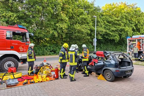 Feuerwehrausbildung in Technischer Hilfe der Freiwilligen Feuerwehr Lengede
