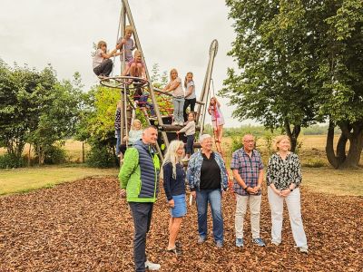 Ein großer Teil der neuen Spielgeräte besteht aus recyceltem Kunststoff.